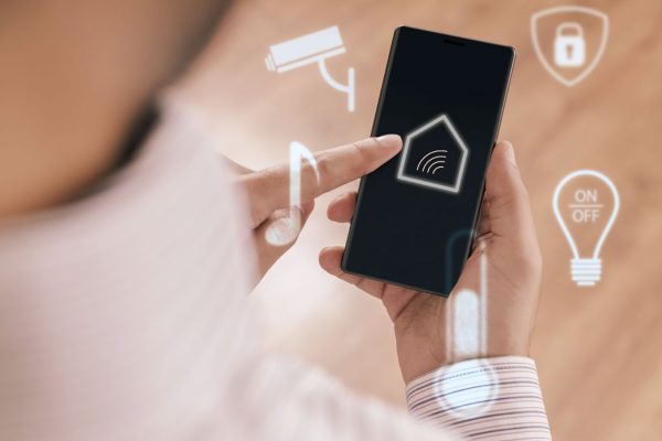 Smart Home Technology in Modern Real Estate